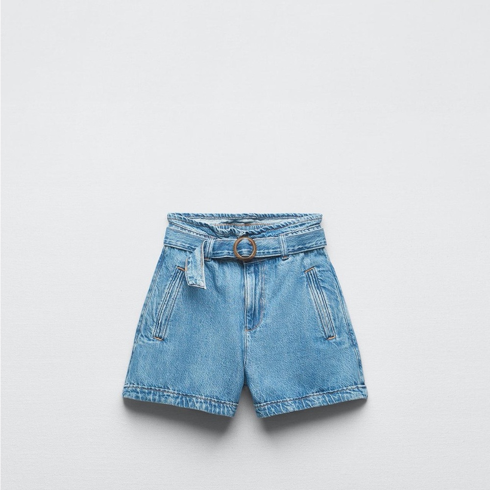 Zara: BELTED BAGGY PAPERBAG SHORTS